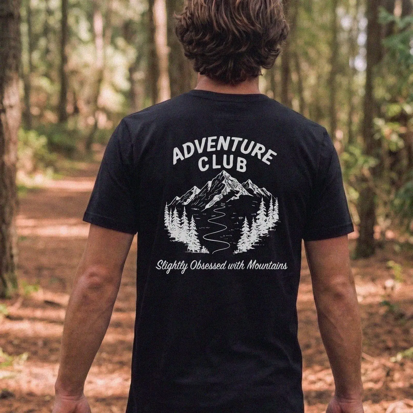 Outdoor Adventure Club - تي شيرت نادي المغامرات للمشي الجبلي،