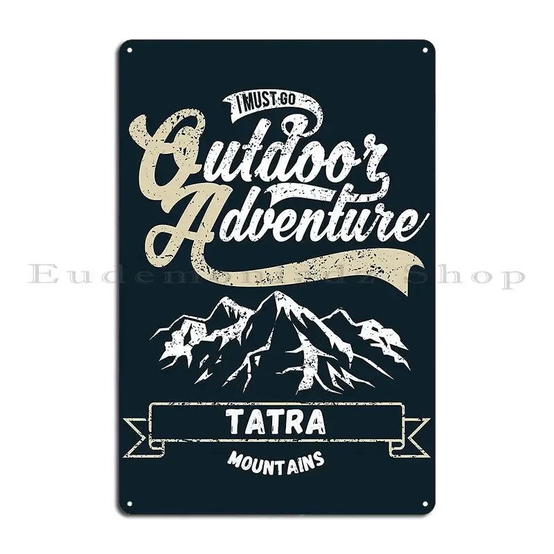 لافتات معدنية بتصميم جبال تاتر - مراجعة Outdoor Adventure Club وسعره