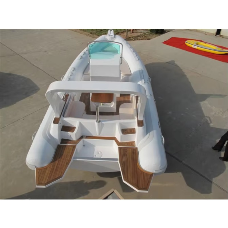 قارب مطاطي سريع بطول 7 أمتار م - مراجعة Outdoor Adventure Hull وسعره